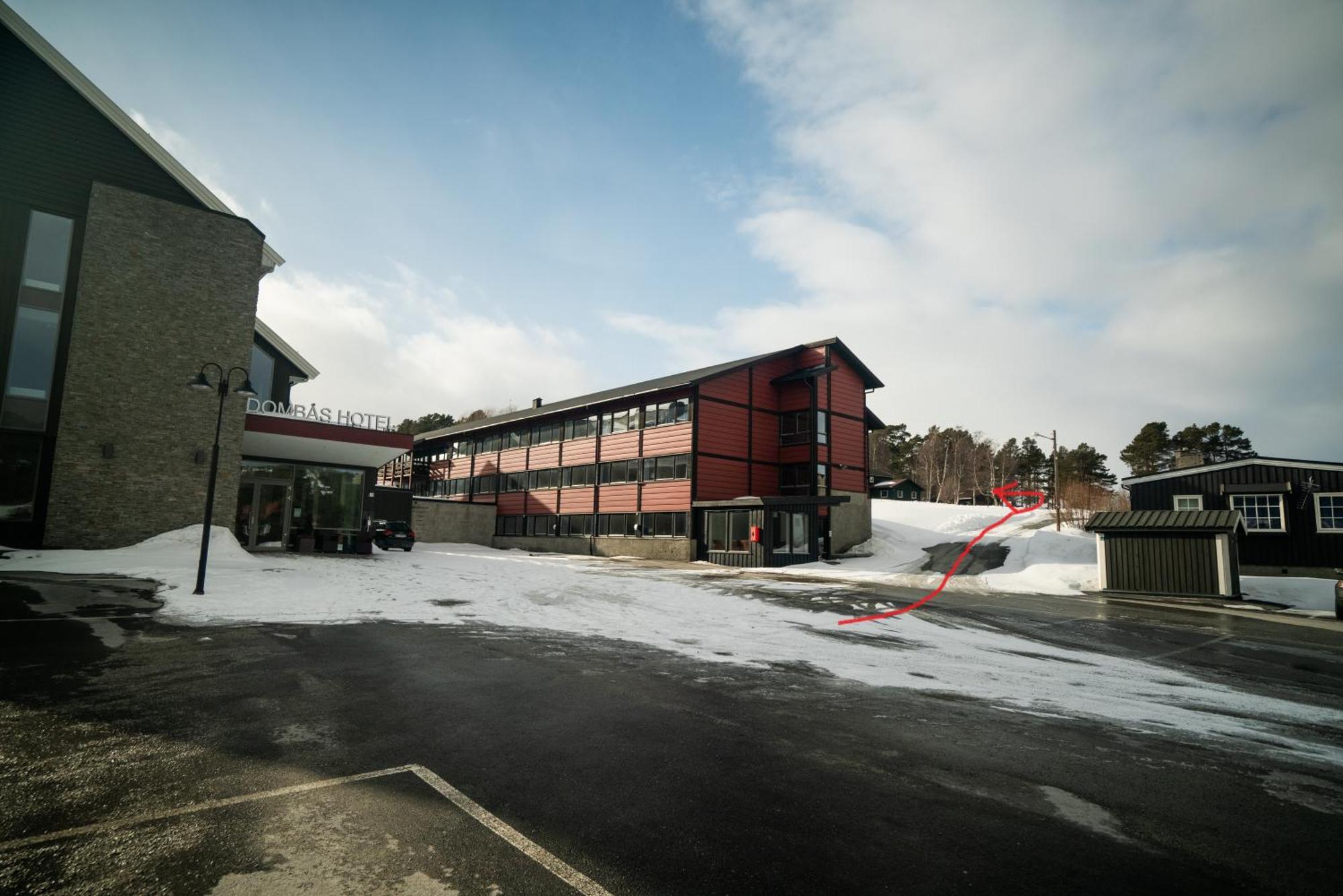 Dombastun Motel Экстерьер фото
